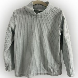 Uniqlo kids shirt size 3-4